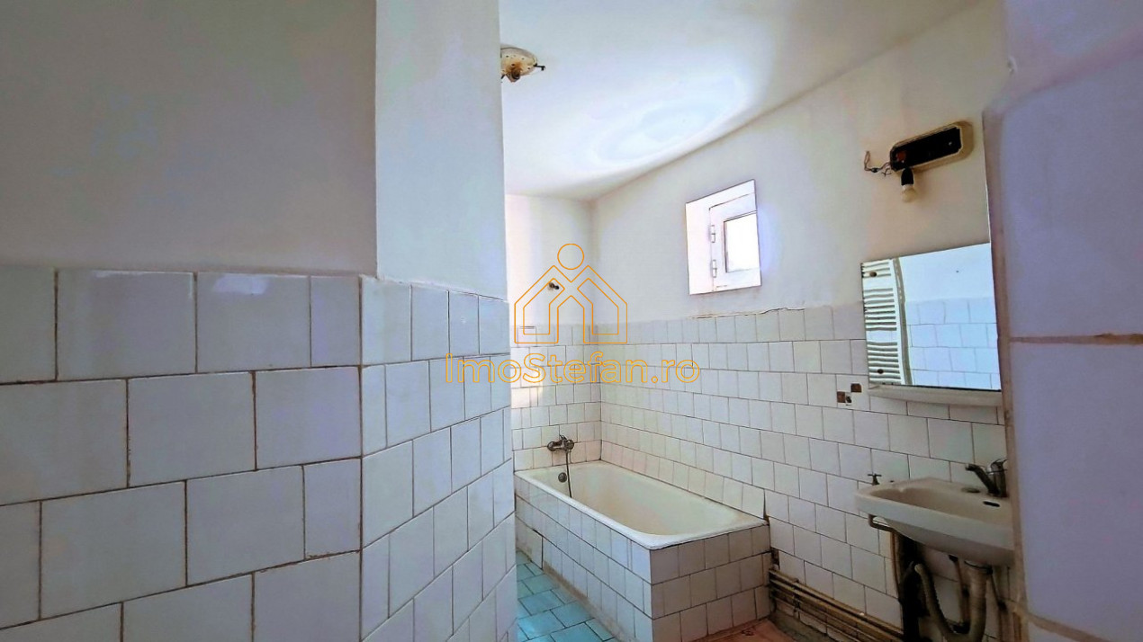 Medgidia | Casa P+1 | 5 camere spațioase, balcon, terasă și garaj