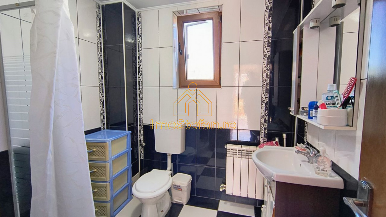 Năvodari | Casă spațioasă cu teren mare